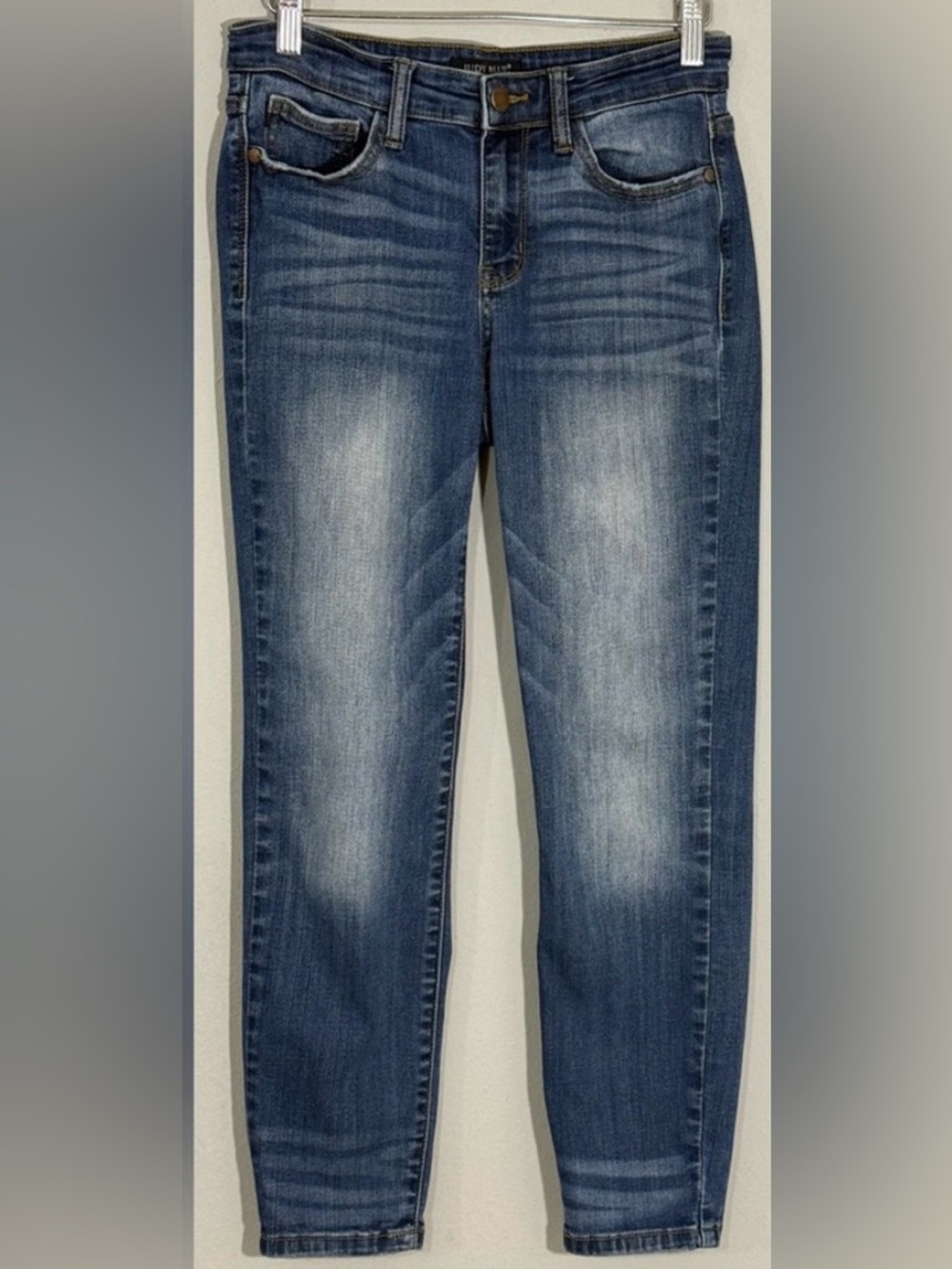 Judy Blue Relaxed Fit Skinny Jeans Sz27 Medium Wash Stretch Ankle Denim